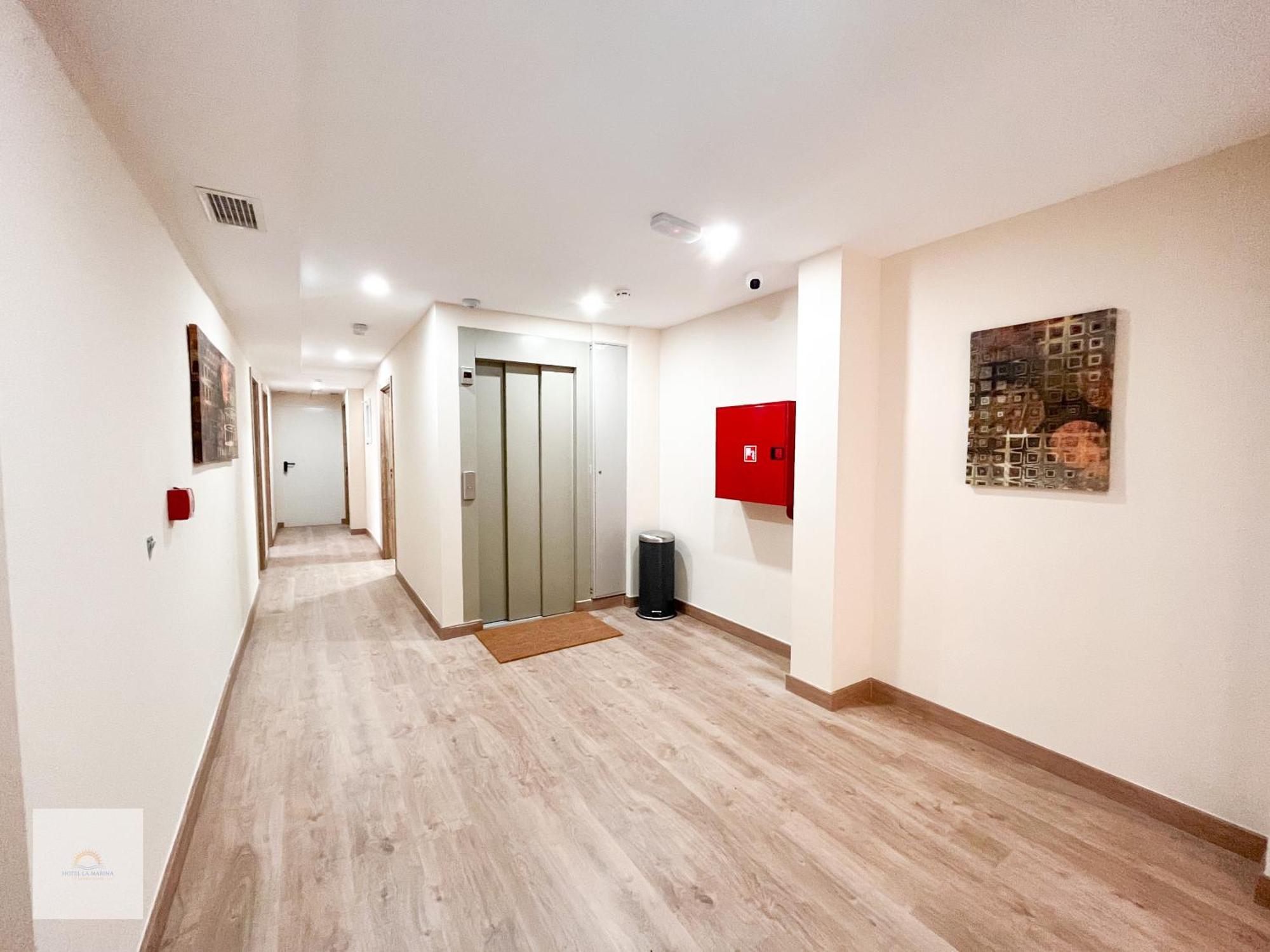 Hotel La Marina Elche La Mariña المظهر الخارجي الصورة