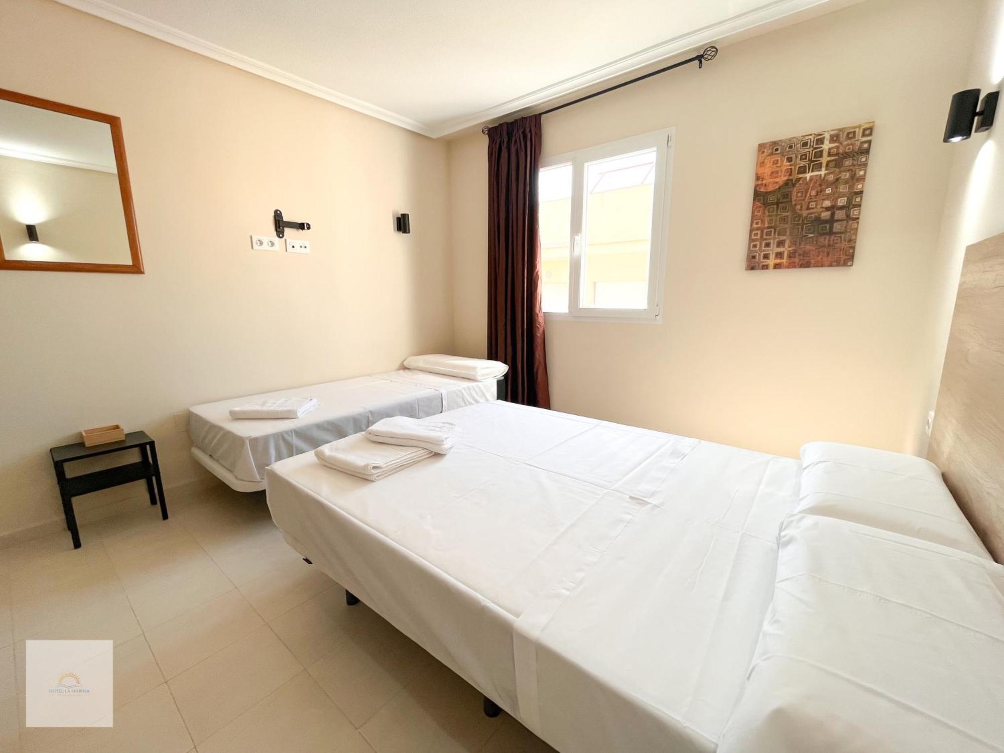 Hotel La Marina Elche La Mariña المظهر الخارجي الصورة